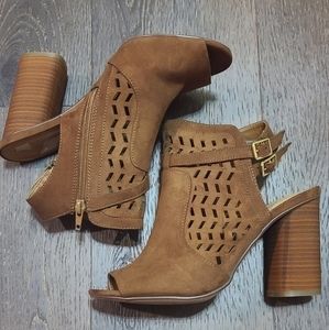 Women's Shoes